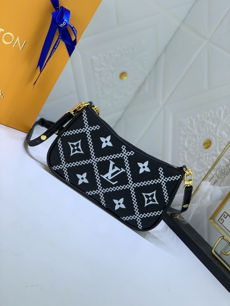 Louis Vuitton Hobo Bags